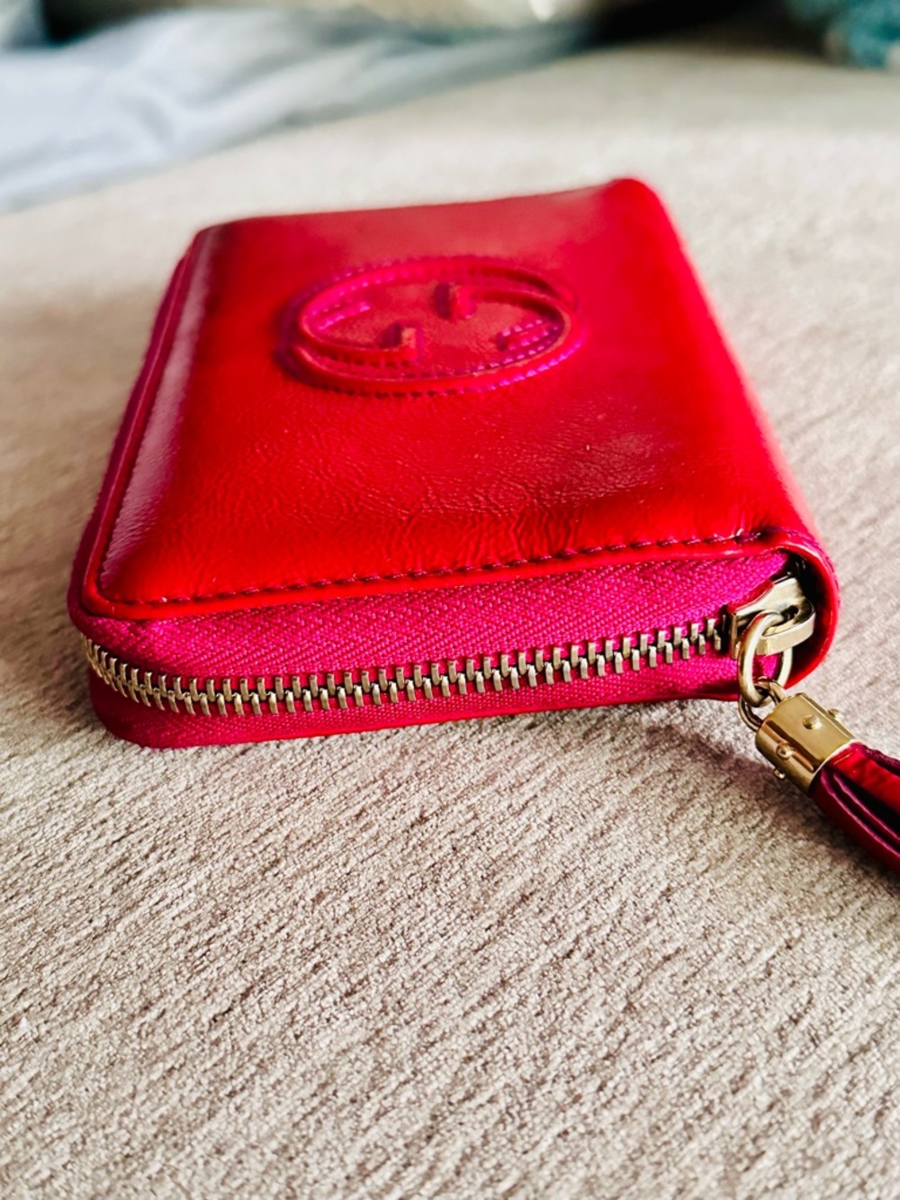 Gucci SoHo Medium Zip Around Wallet - Picture 10 of 12